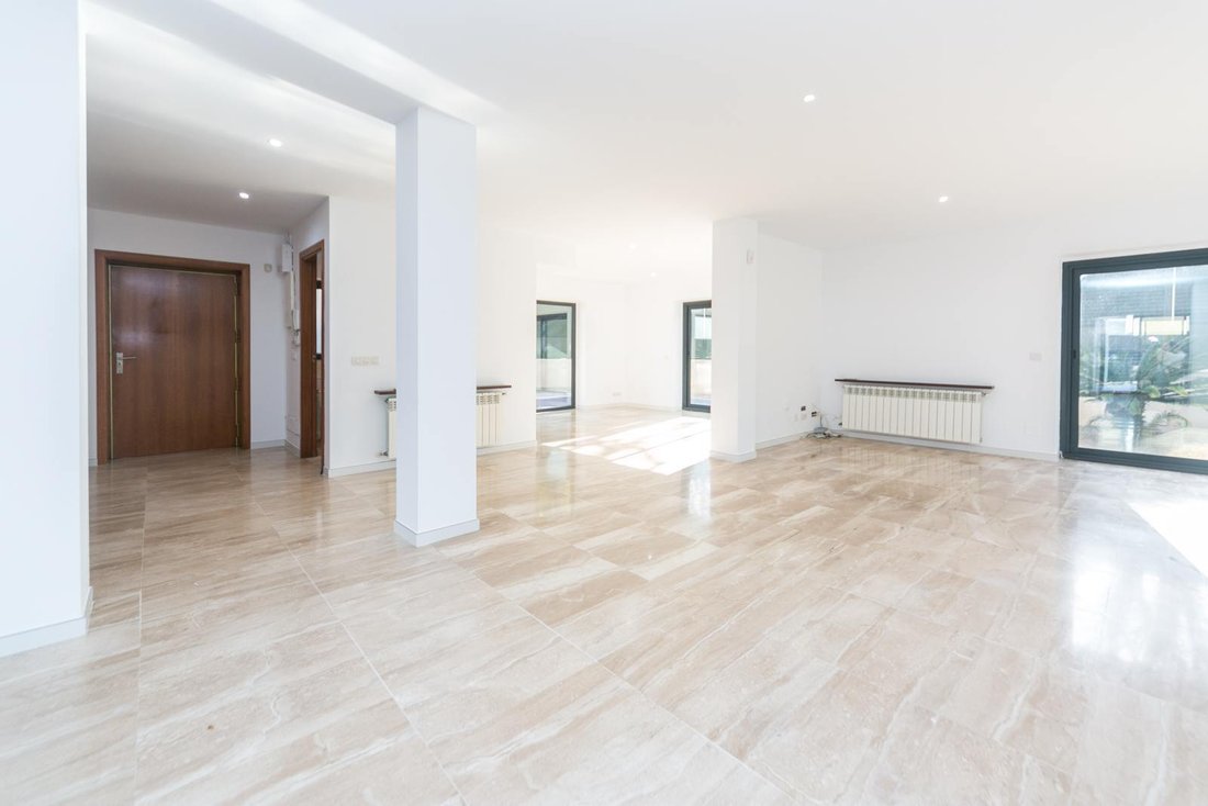 Villa in Sant Cugat del Valles, Catalonia, Spain 4 - 16987541