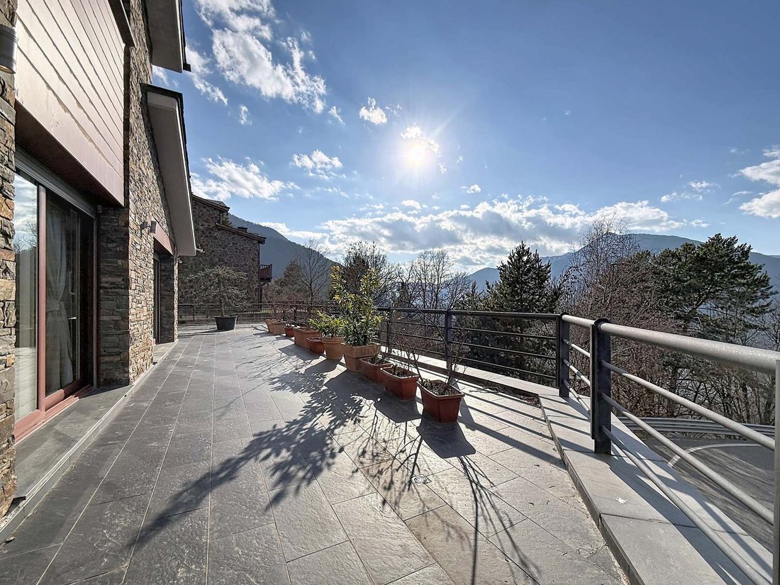 Villa in Engolasters, Escaldes-Engordany, Andorra 2 - 17526207