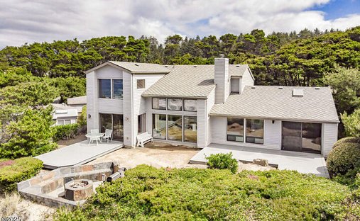 House in Lincoln City, Oregon, United States 1
