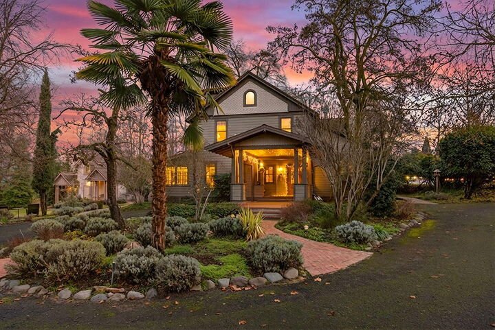 House in Ashland, Oregon, United States 1 - 17635417