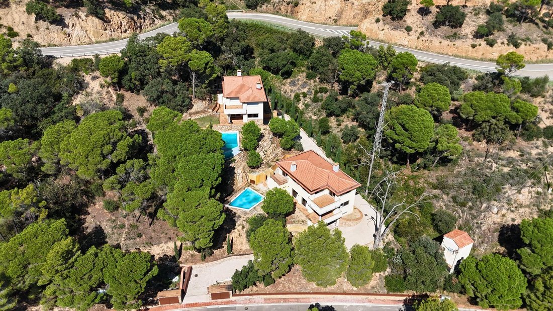 Villa in Sant Feliu de Guixols, Catalonia, Spain 1 - 16988939