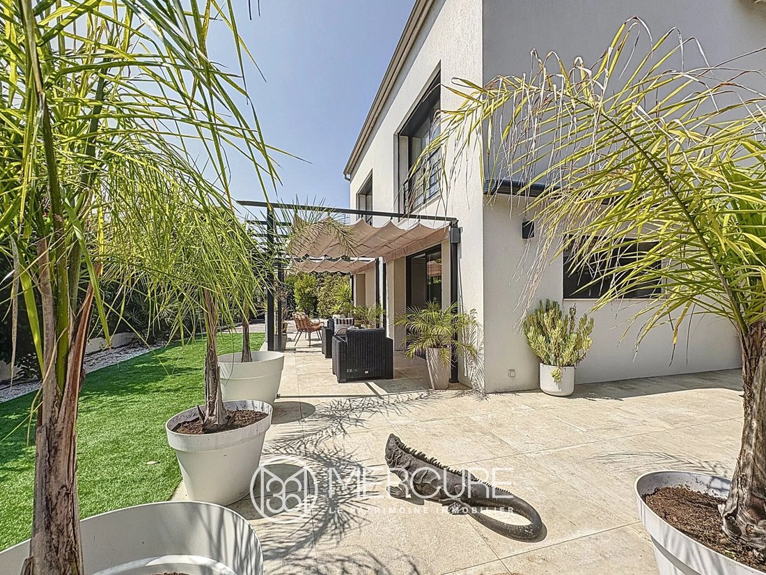 Villa in La Source, Cannes, France 1 - 16766898