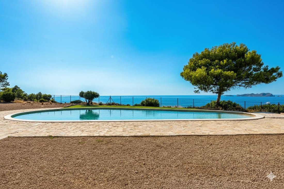 Villa in Cala Moli, Sant Josep de sa Talaia, Spain 2 - 16987478
