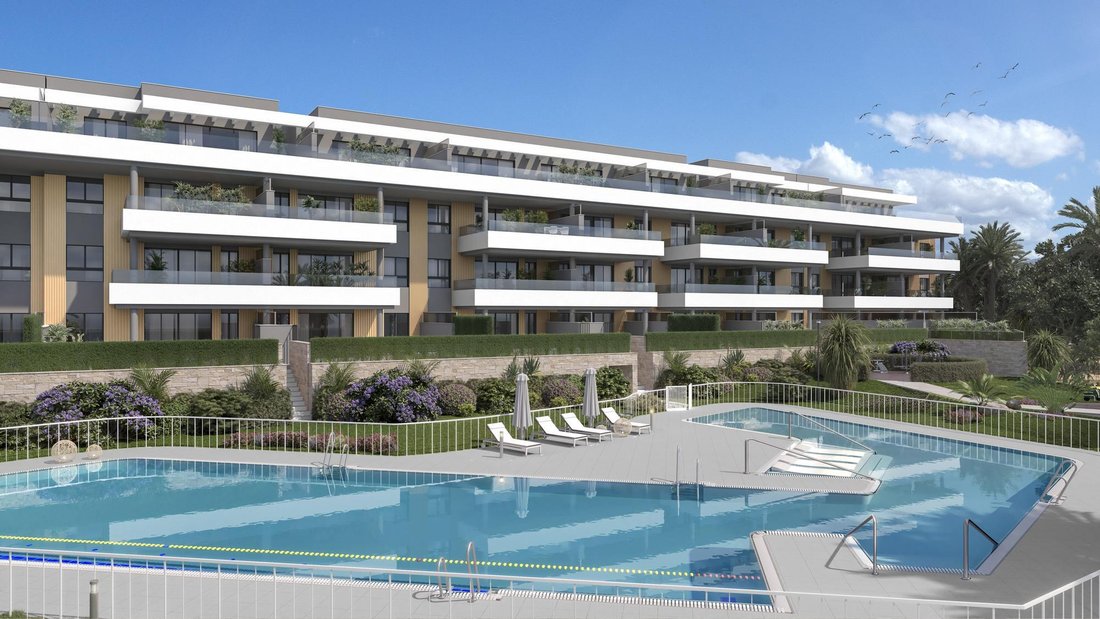 Villa in Torremolinos, Andalusia, Spain 4 - 16989347