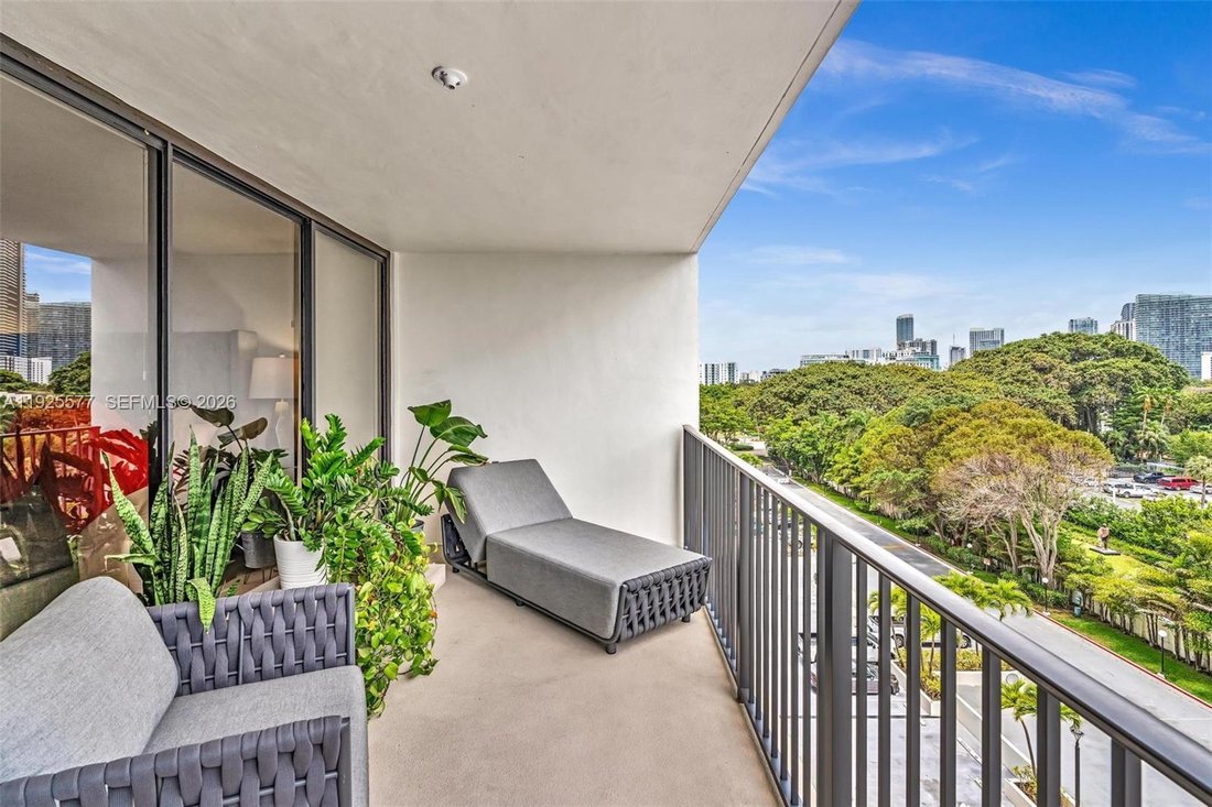 Condo in Miami, Florida, United States 4 - 16749829