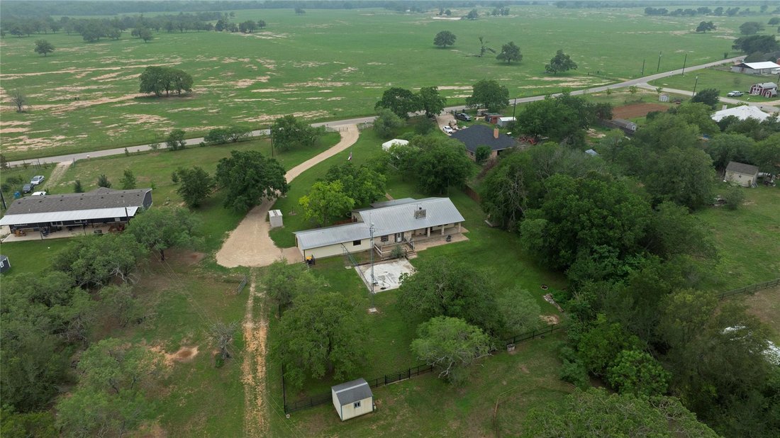 House in Bastrop, Texas, United States 4 - 17799354