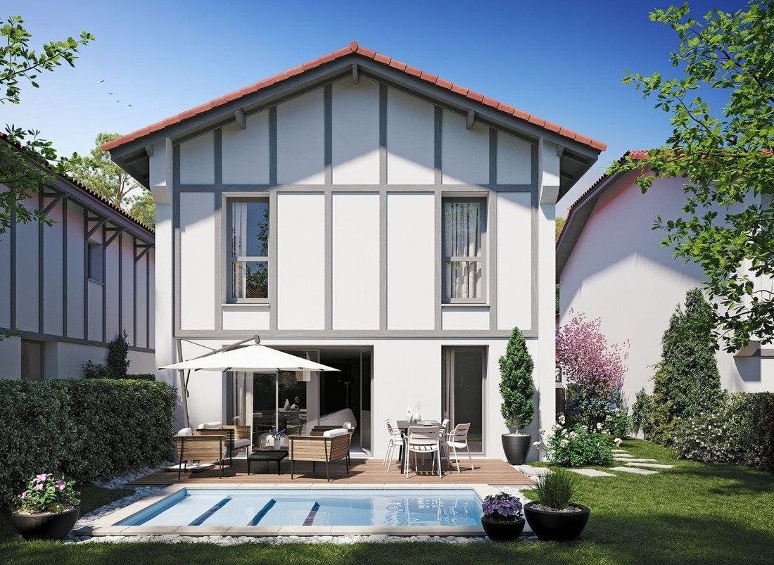 Villa in Anglet, Nouvelle-Aquitaine, France 1 - 17797074