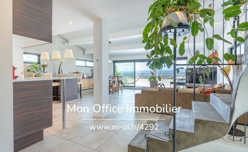 Casa en Le PeyronSaint Sébastien, Saint-Raphaël, Francia 1
