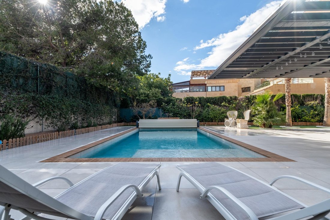 Villa in Alicante, Valencian Community, Spain 2 - 16987694
