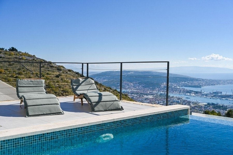 Villa in Trogir, Split-Dalmatia County, Croatia 1 - 17800133