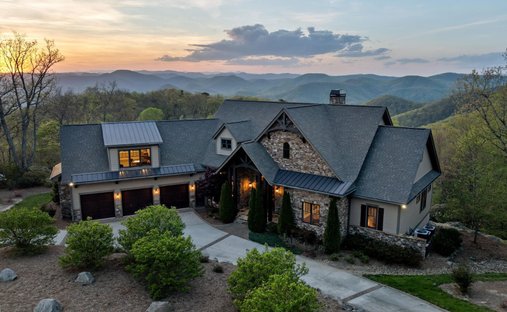 House in Landrum, South Carolina, United States 1
