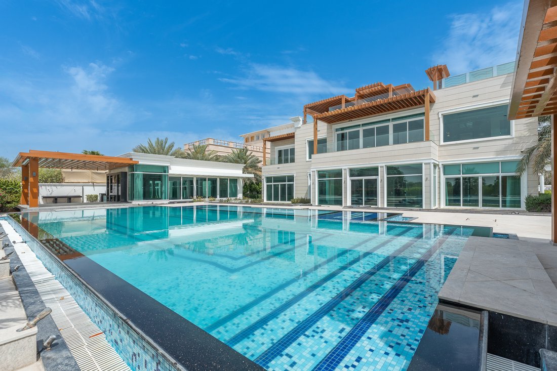 Villa a Emirates Hills, Emirato di Dubai, Emirati Arabi Uniti 4 - 17797324
