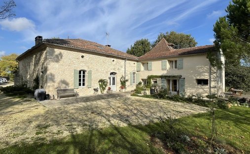 Villa in Lectoure, Occitania, France 1
