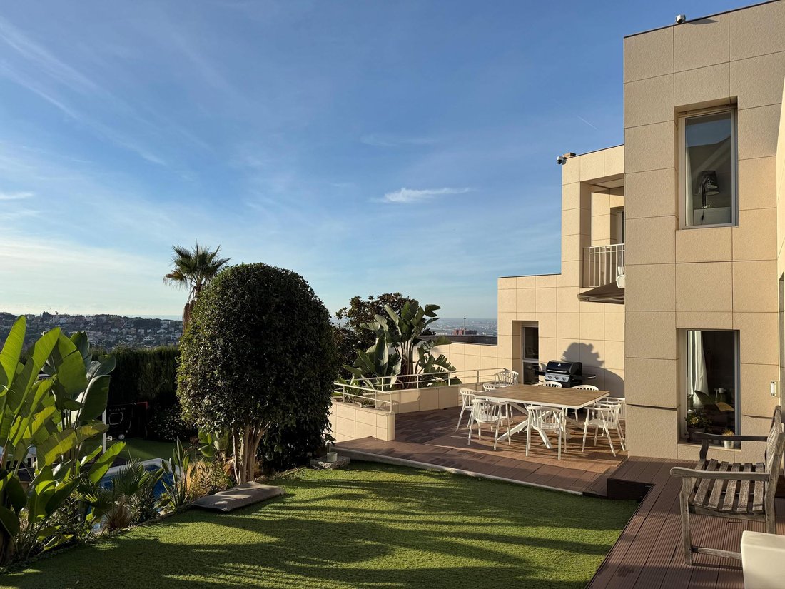 Villa in Sant Just Desvern, Catalonia, Spain 1 - 17234868
