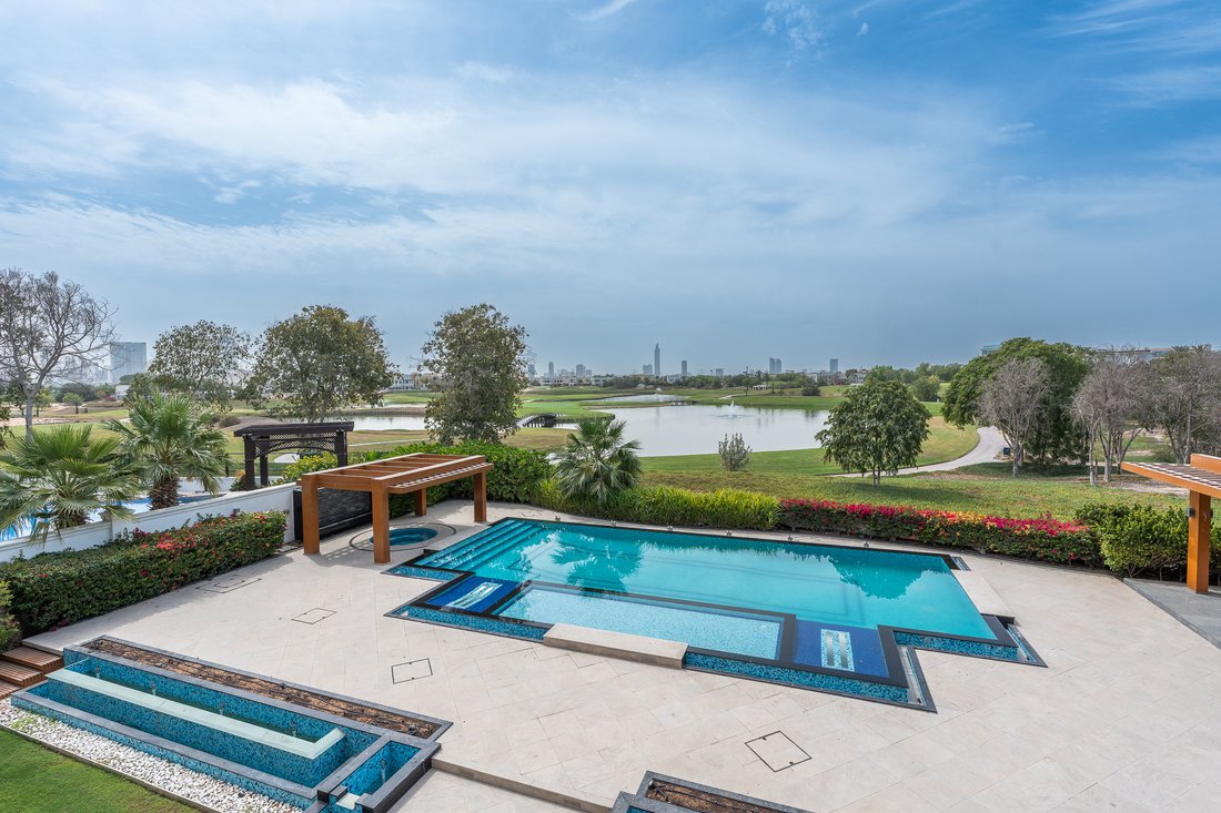 Villa a Emirates Hills, Emirato di Dubai, Emirati Arabi Uniti 3 - 17797324
