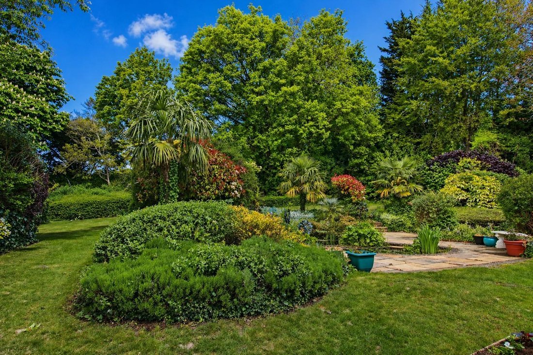 House in Hawks Hill, Fetcham, England 5 - 17511840