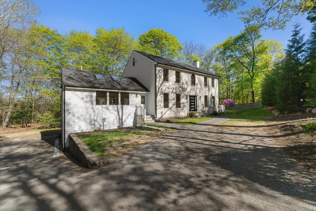 House in Wellesley, Massachusetts, United States 2 - 17801658