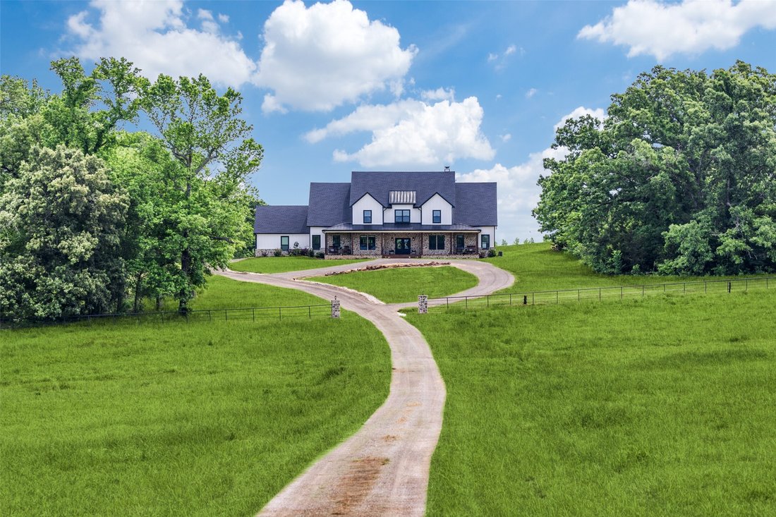 House in Ben Wheeler, Texas, United States 1 - 17800663
