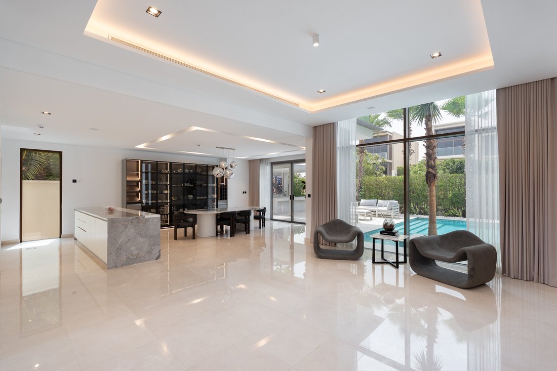 Villa in Hadaeq Sheikh Mohammed Bin Rashid, Dubai, United Arab Emirates 4 - 17478437