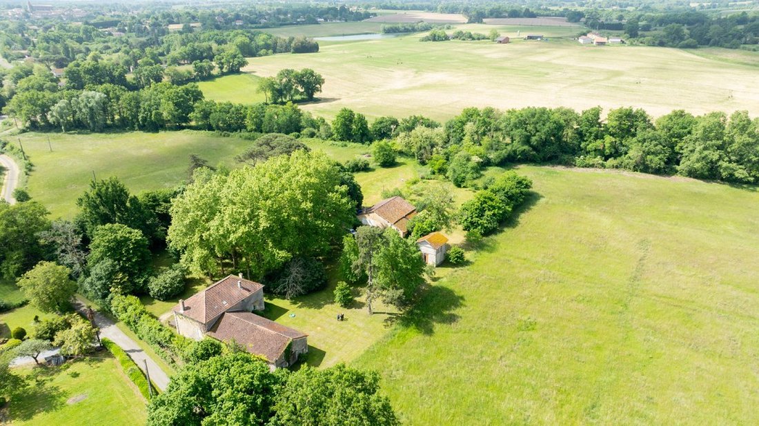 Villa in Eauze, Occitania, France 1 - 17796960
