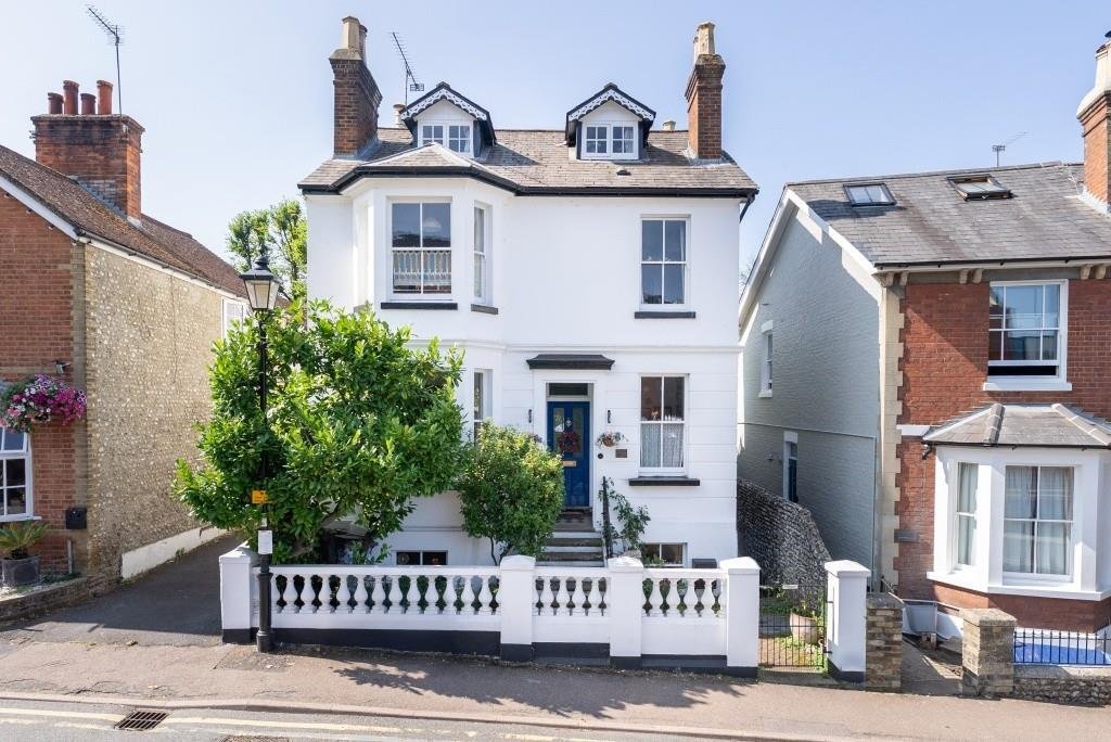 House in Dorking, England 1 - 17795321