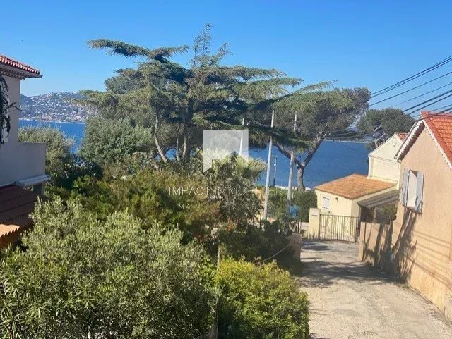 House in Hyeres, Provence-Alpes-Côte d'Azur, France 2 - 17797294