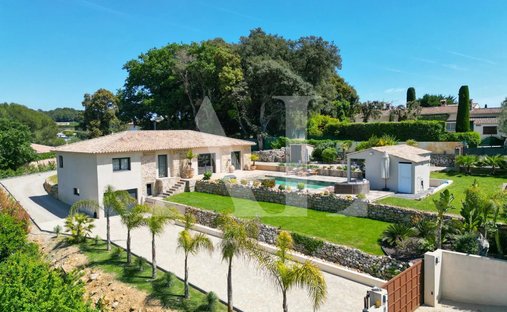 Villa in Les Impiniers-Font de Cine-Vaucontrade, Vallauris, France 1