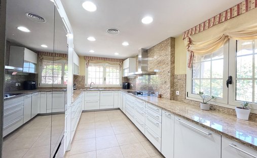 Villa in Alicante, Valencian Community, Spain 1
