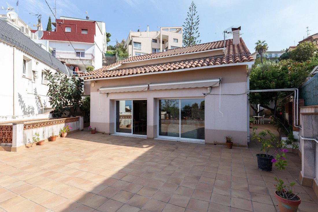 Villa in Esplugues de Llobregat, Catalonia, Spain 3 - 16988185