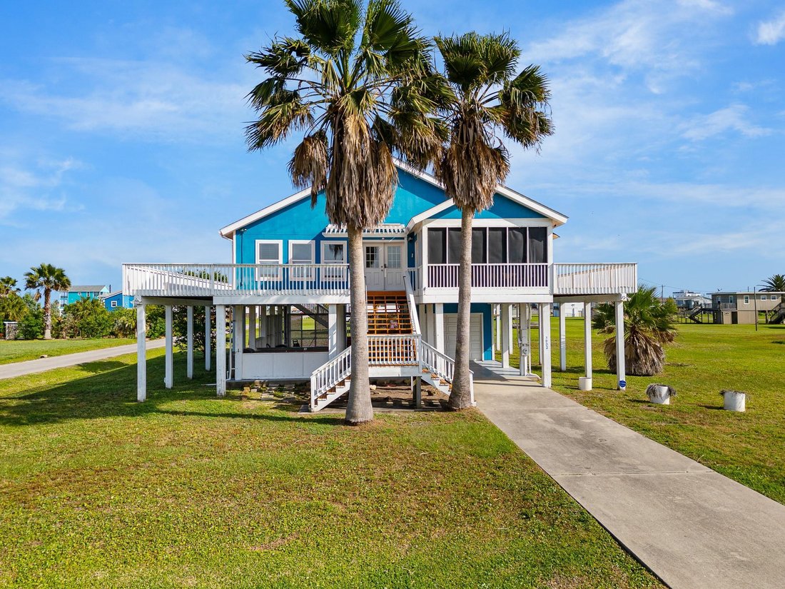 House in Galveston, Texas, United States 1 - 17799913