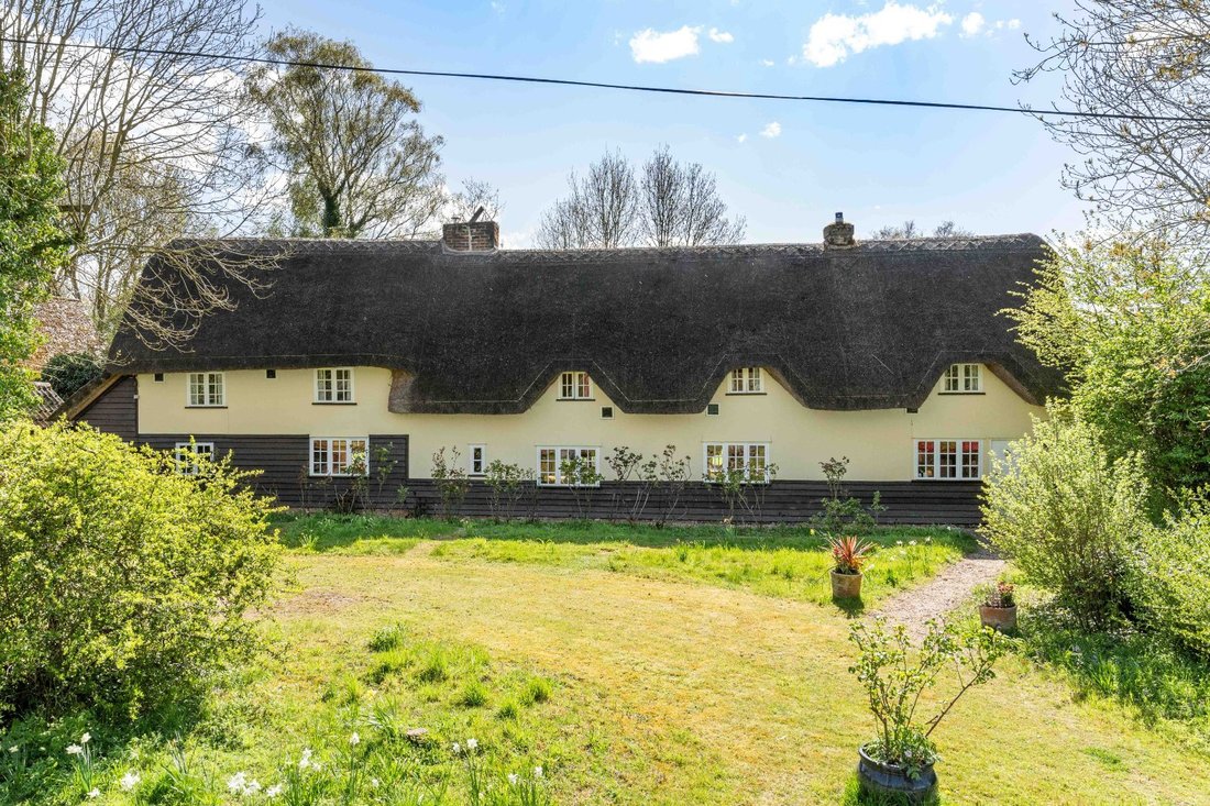 House in Ardeley, England 1 - 17796507