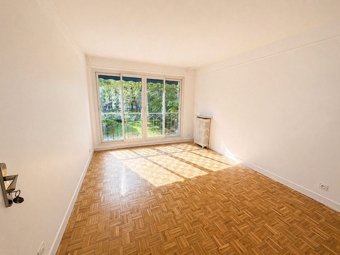Apartment in Forêt de Fausses Reposes, Ville-d'Avray, France 4 - 17799195