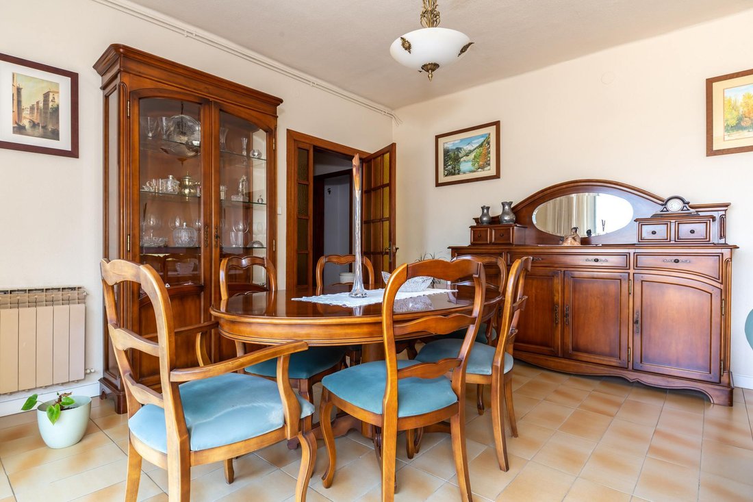 Villa in Esplugues de Llobregat, Catalonia, Spain 4 - 16988185
