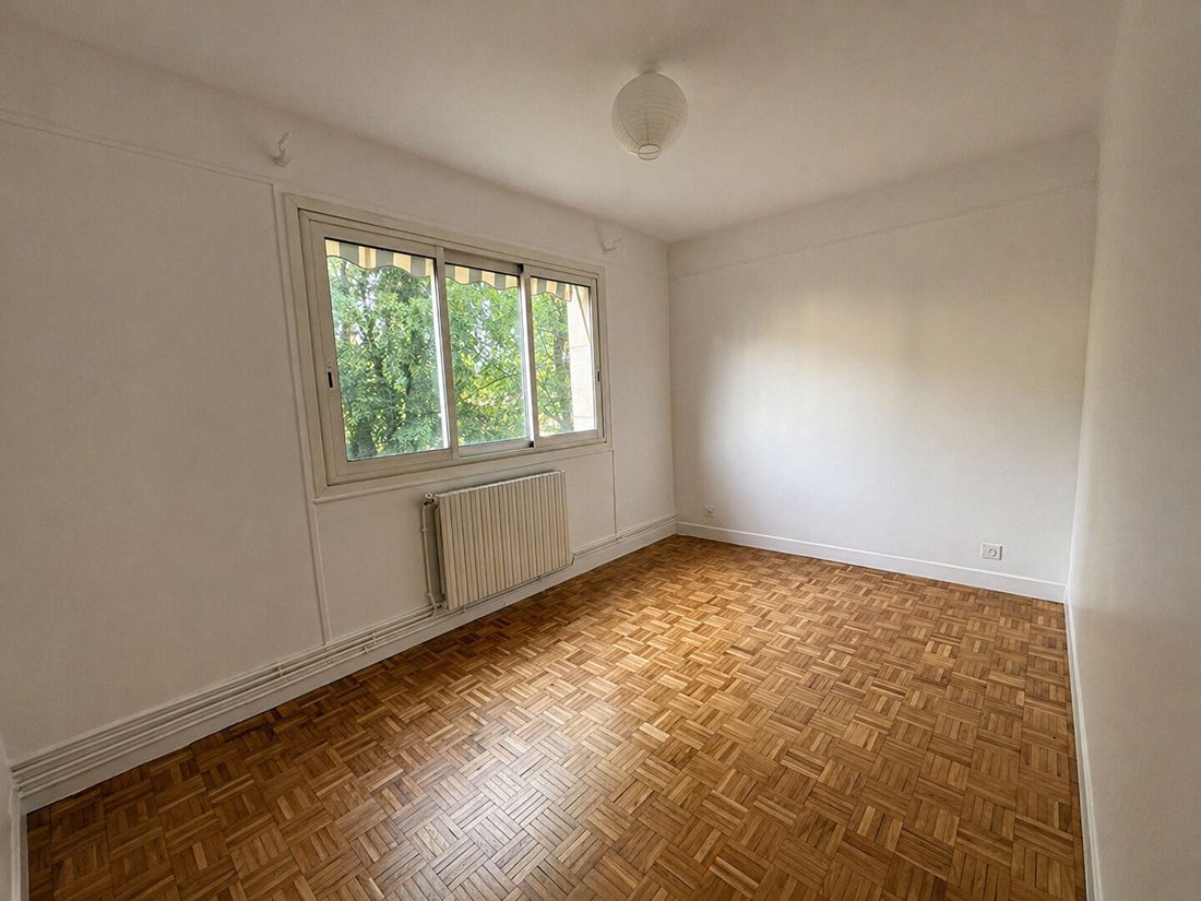 Apartment in Forêt de Fausses Reposes, Ville-d'Avray, France 5 - 17799195