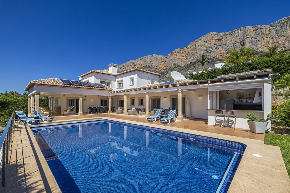 Villa in Xabia / Javea, Valencian Community, Spain 2 - 16988664