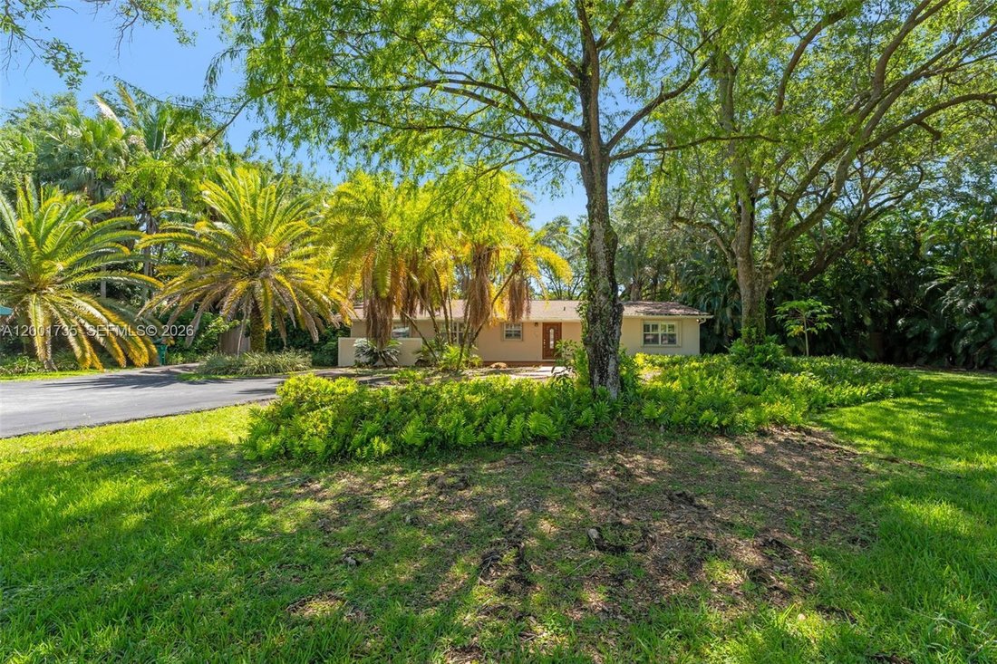 House in Miami, Florida, United States 1 - 17696957