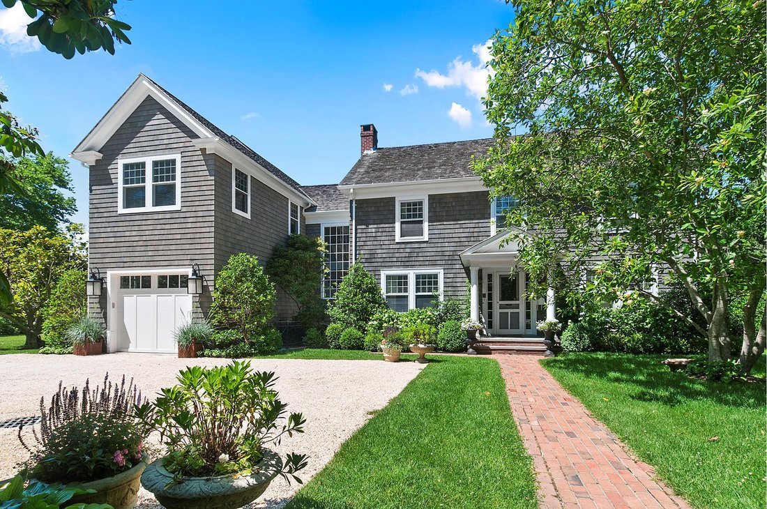 East Hampton, New York, United States 1 - 15879054
