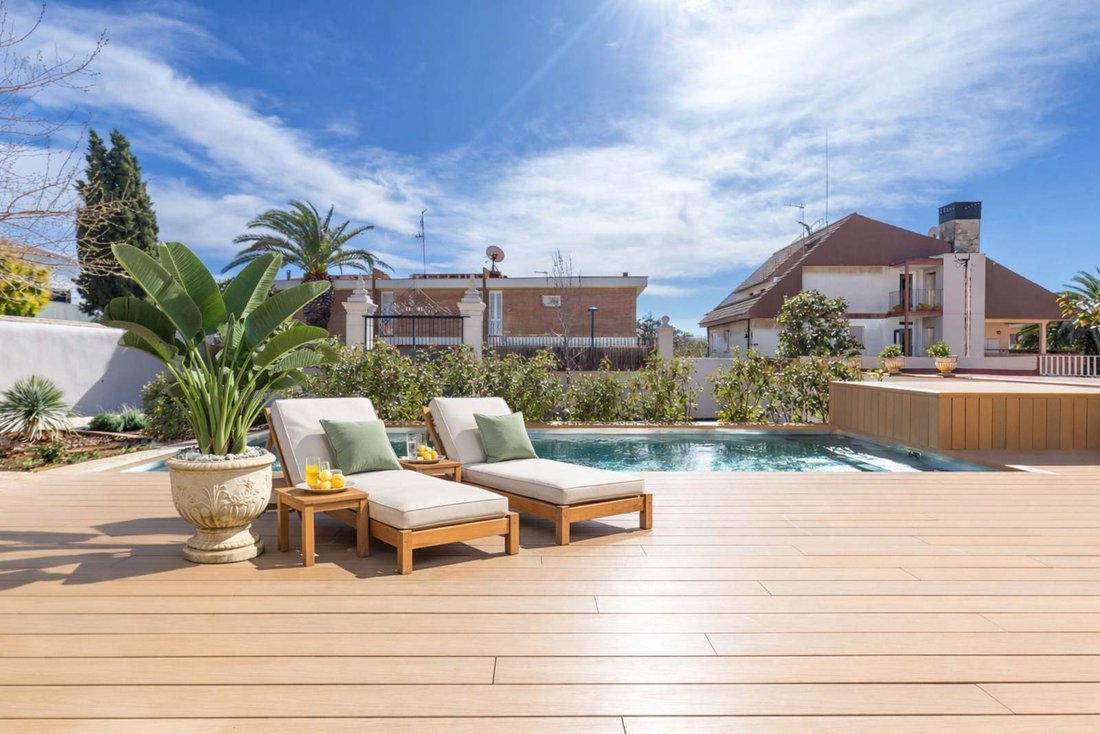Villa in Sant Just Desvern, Catalonia, Spain 1 - 17301405