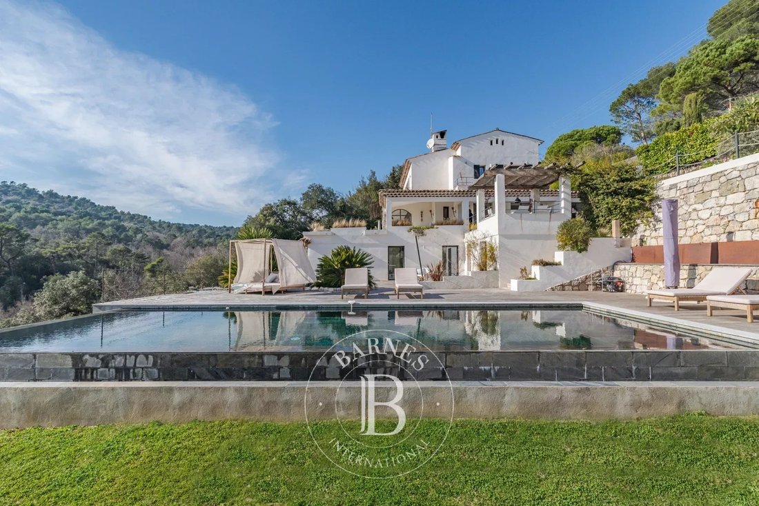 Villa in Saint-Paul-de-Vence, Provence-Alpes-Côte d'Azur, France 5 - 17435231