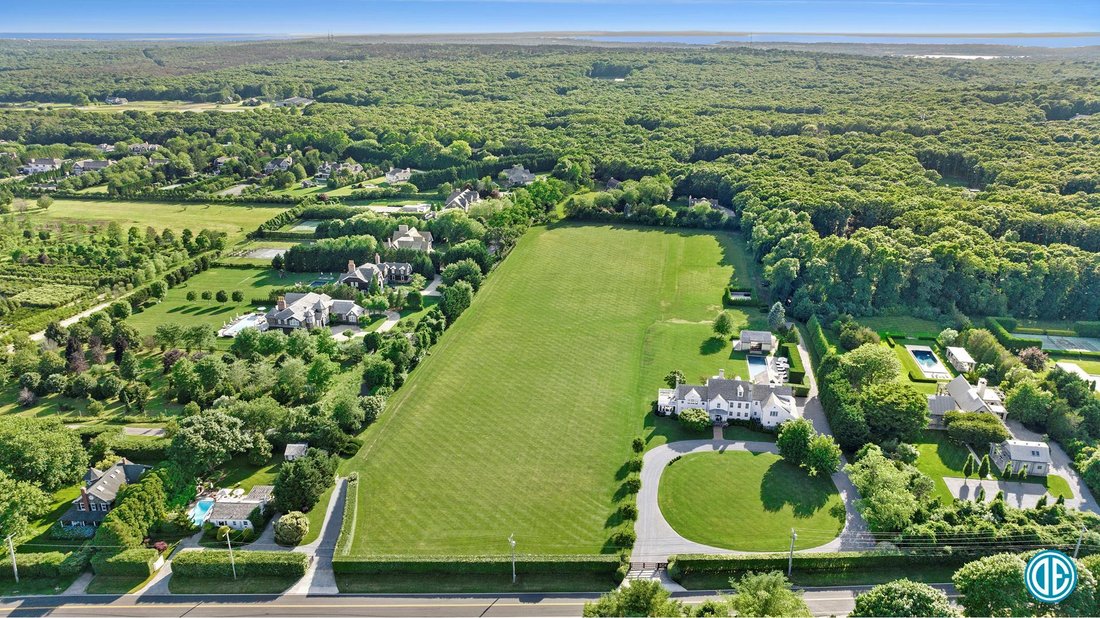 Water Mill, New York, United States 1 - 15878613