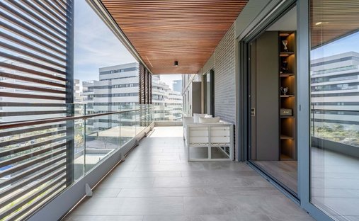 Apartment in Esplugues de Llobregat, Catalonia, Spain 1