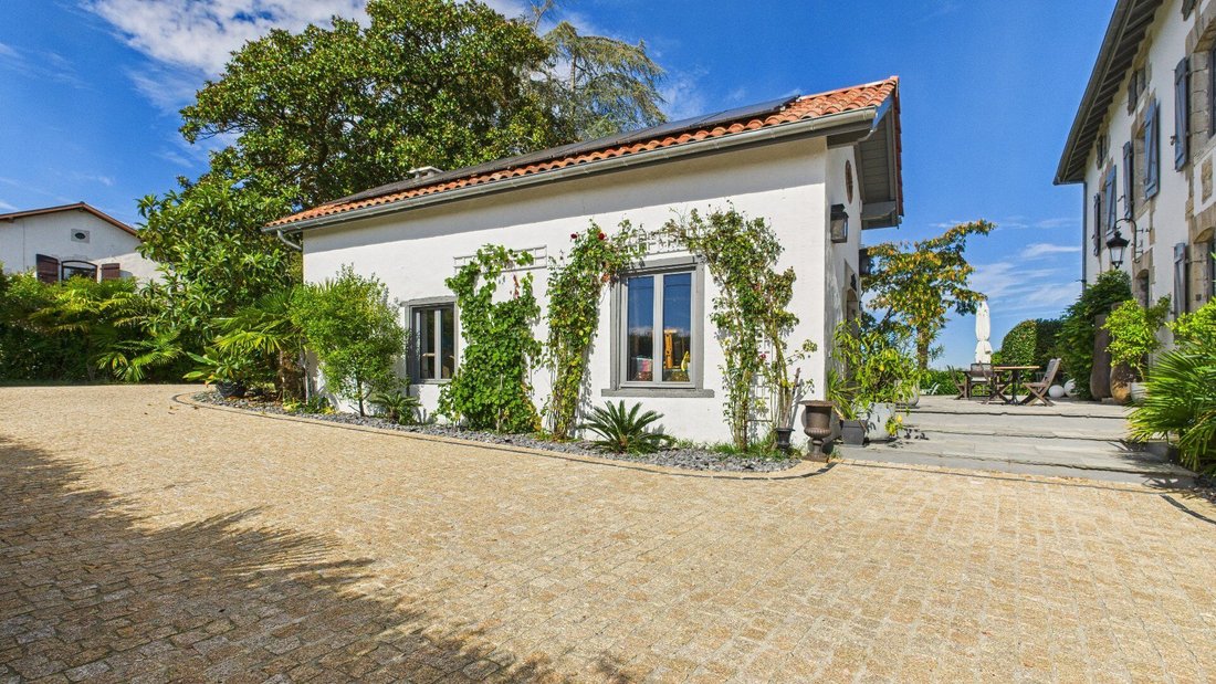 Villa en Guiche, Nueva Aquitania, Francia 3 - 17796779