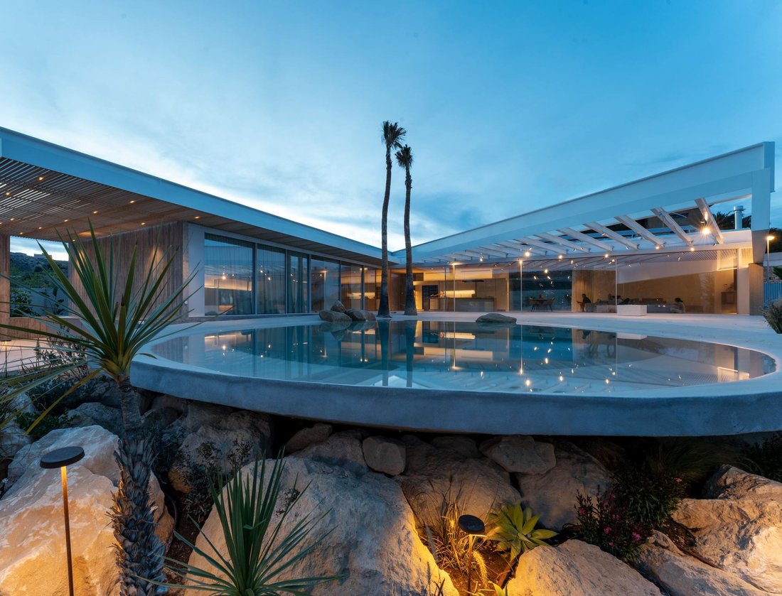 Villa in Alicante, Valencian Community, Spain 1 - 16988905