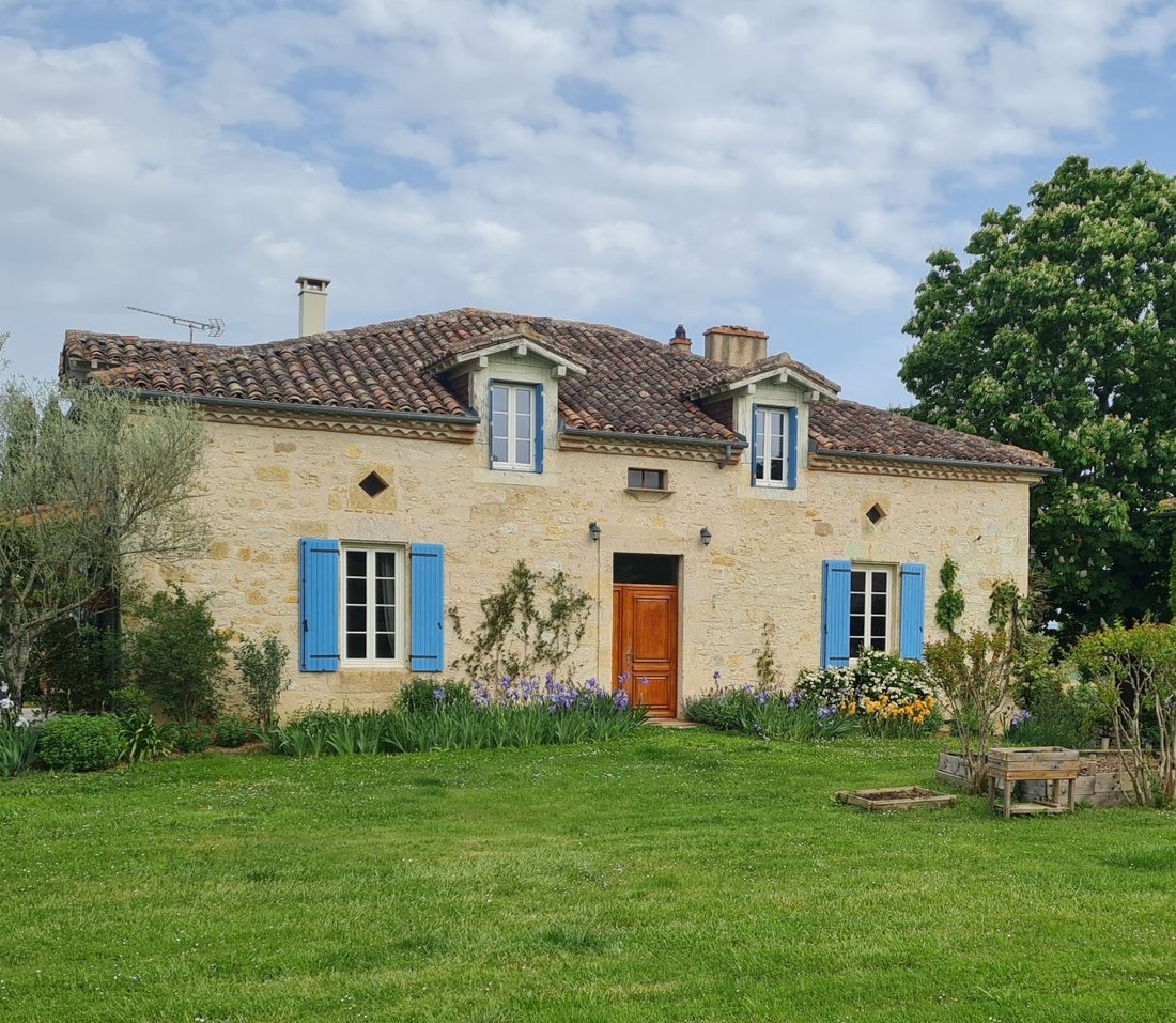 Villa in Miradoux, Occitania, France 1 - 17796718
