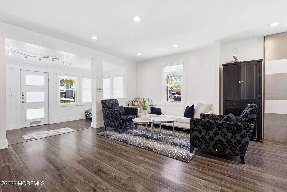 House in Long Branch, New Jersey, United States 5 - 17795811