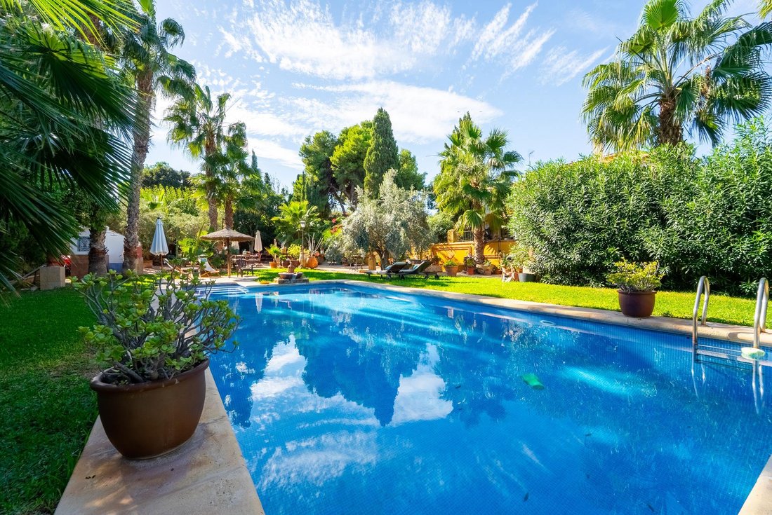 Villa in Alicante, Valencian Community, Spain 1 - 16988060