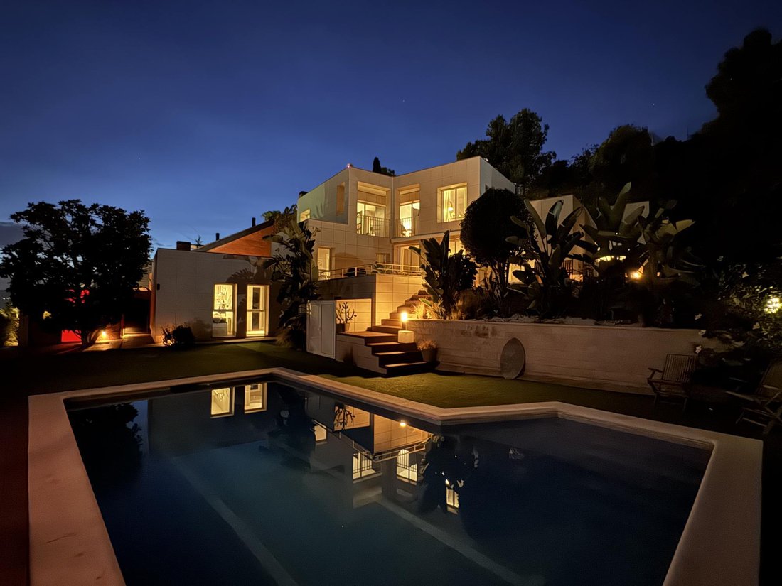 Villa in Sant Just Desvern, Catalonia, Spain 2 - 17234868