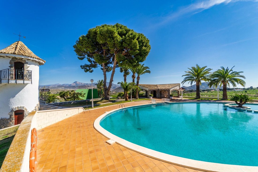 Villa in Monover, Valencian Community, Spain 5 - 16988942