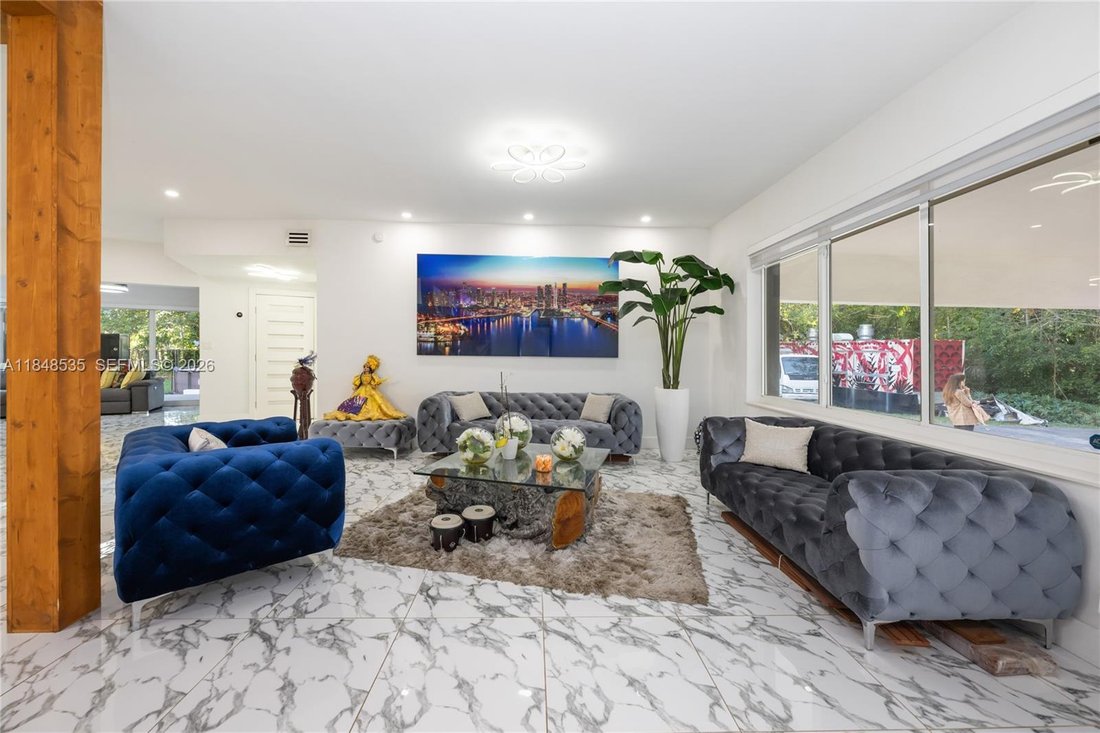 House in Miami, Florida, United States 5 - 16639509