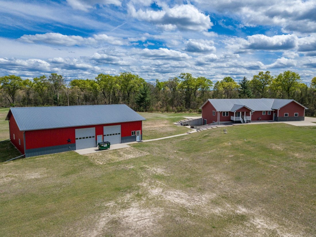 House in New Lisbon, Wisconsin, United States 2 - 17793154